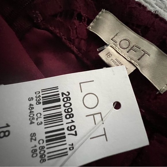 Size 18 NWT - Picture 2 of 6